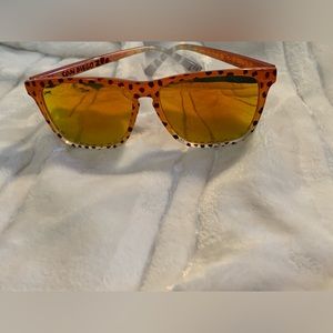 2020 Knockaround San Diego Zoo Collection Collaboration - Cheetah